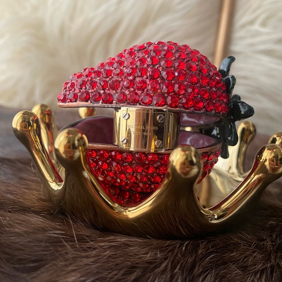 Michael Kors Cigar ring - Picture 2 of 3